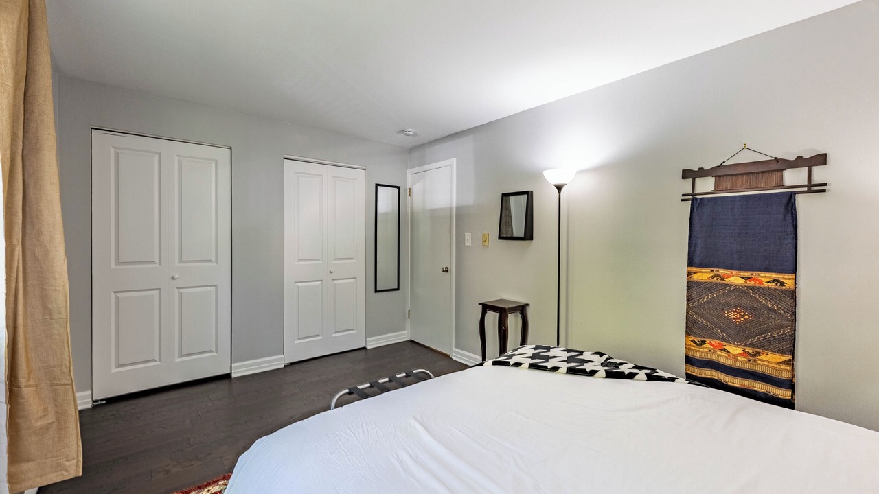 Photo of Bedroom in Forest Park