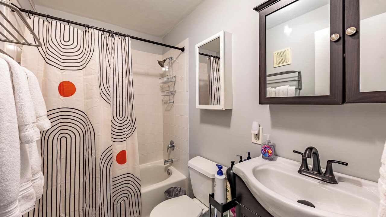 Photo of Bathroom in Forest Park