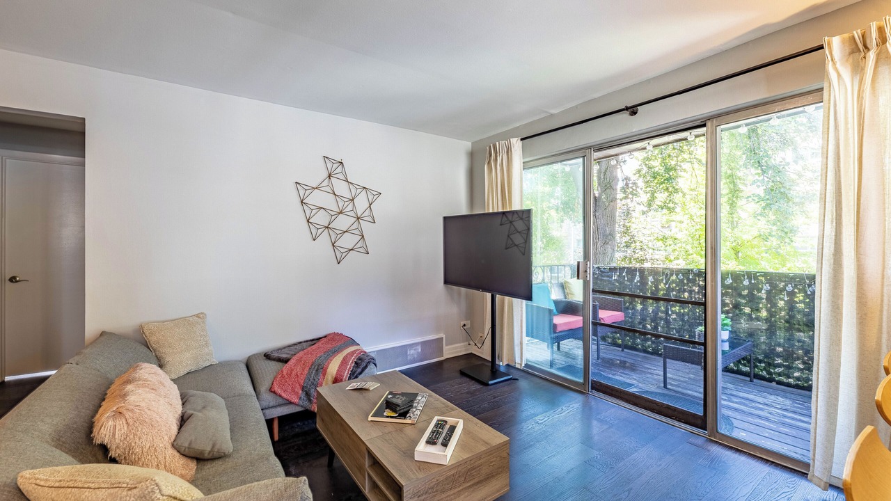 Photo of Livingroom in Forest Park
