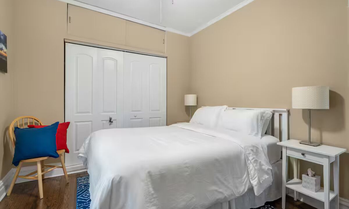 Photo of Bedroom in Edgewater