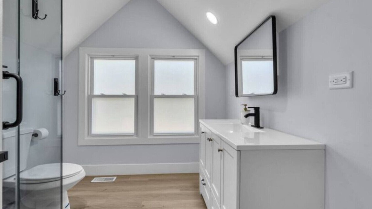 Photo of Bathroom in Channel Lake