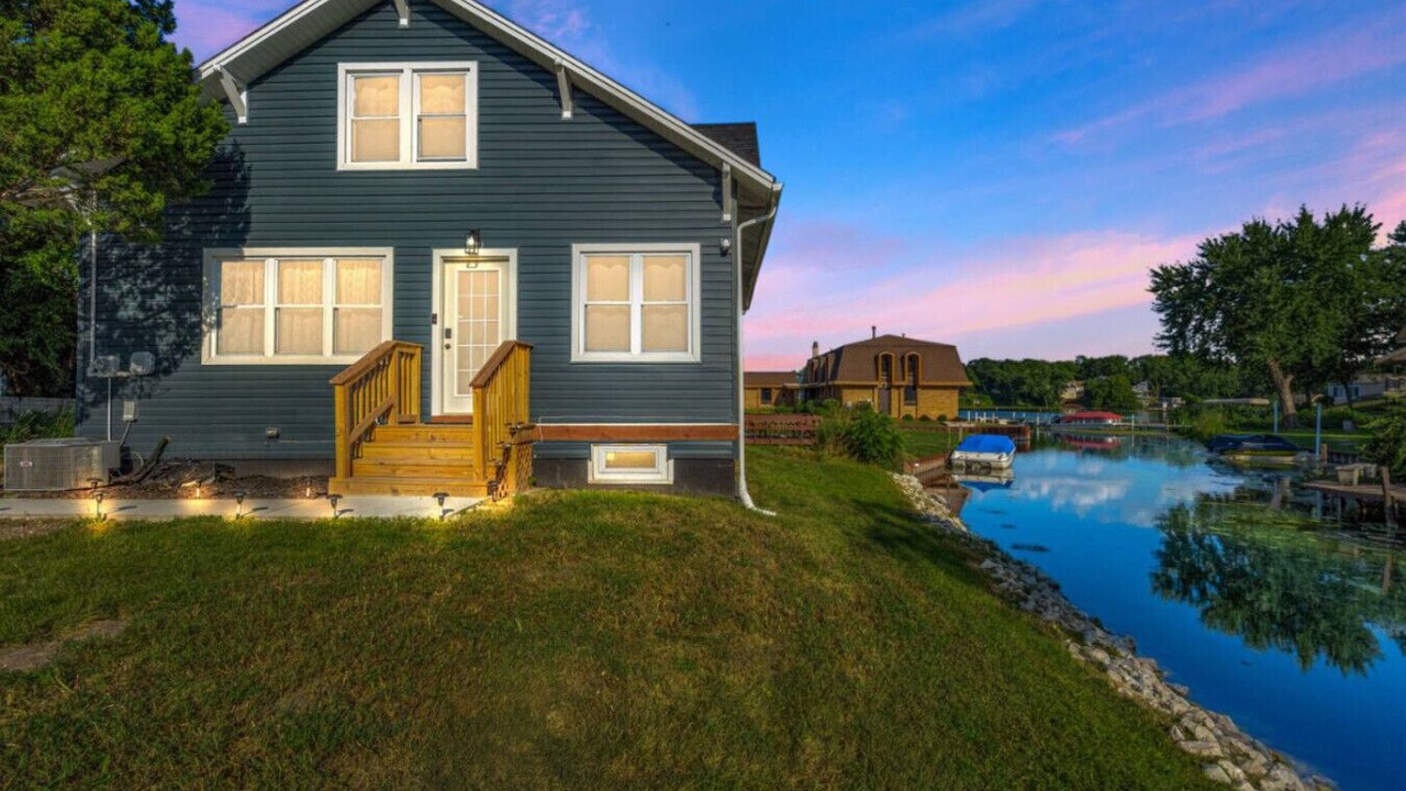 Photo of Outdoor in Channel Lake