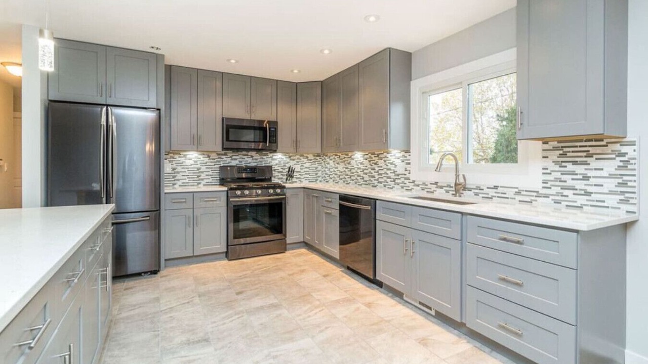 Photo of Kitchen in Bensenville