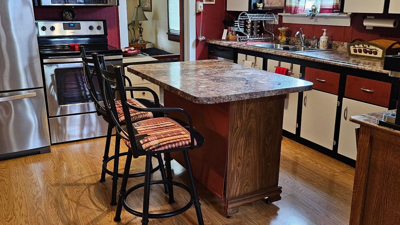 Photo of Kitchen in Carlyle