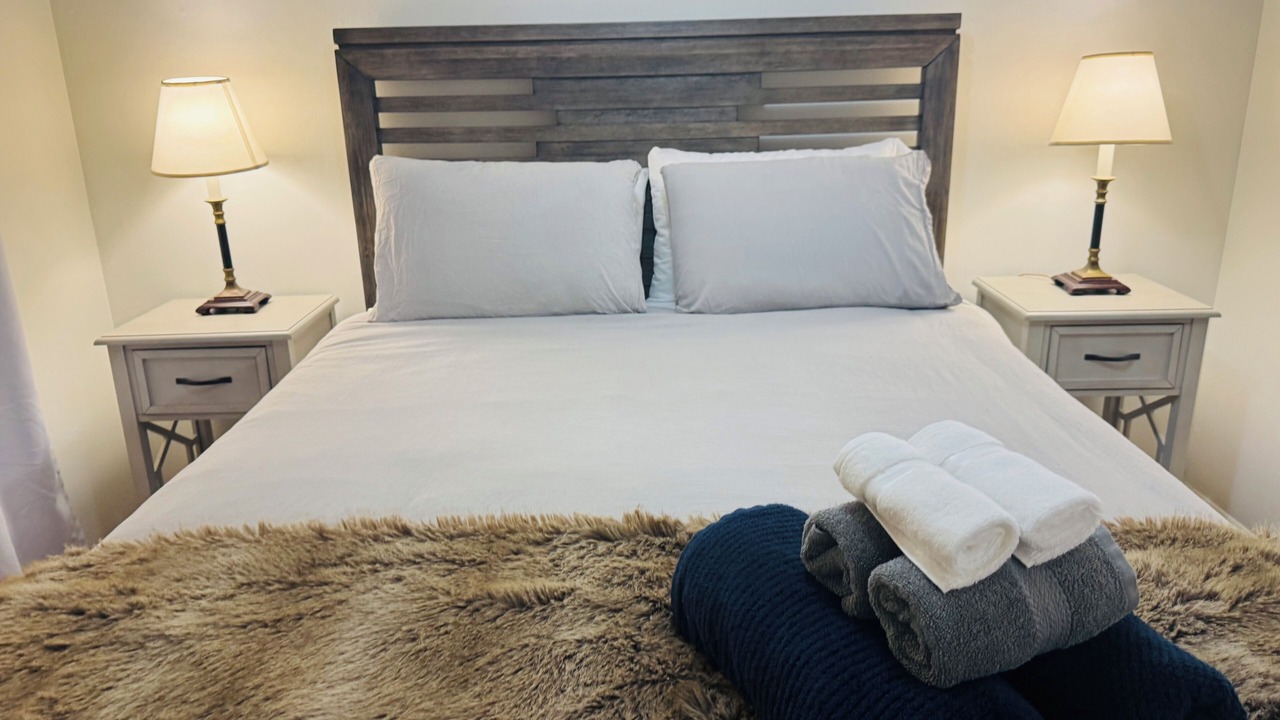 Photo of Bedroom in Sheffield Neighbors