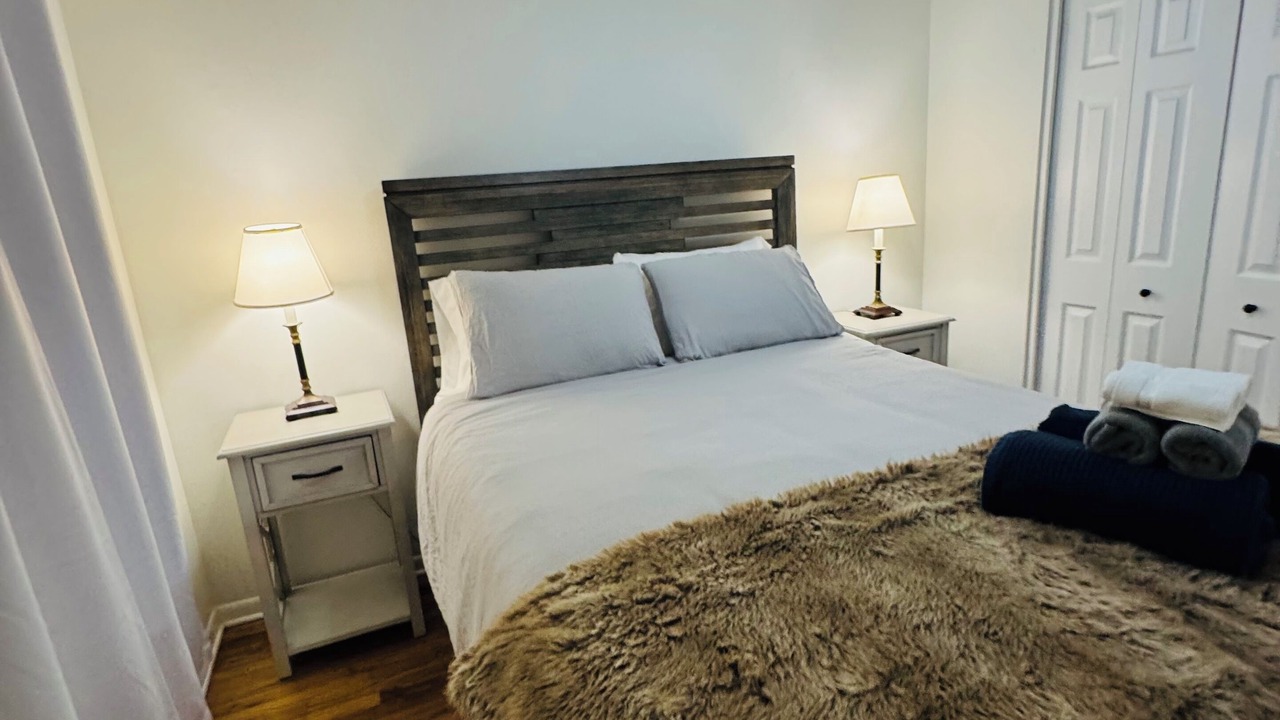 Photo of Bedroom in Sheffield Neighbors