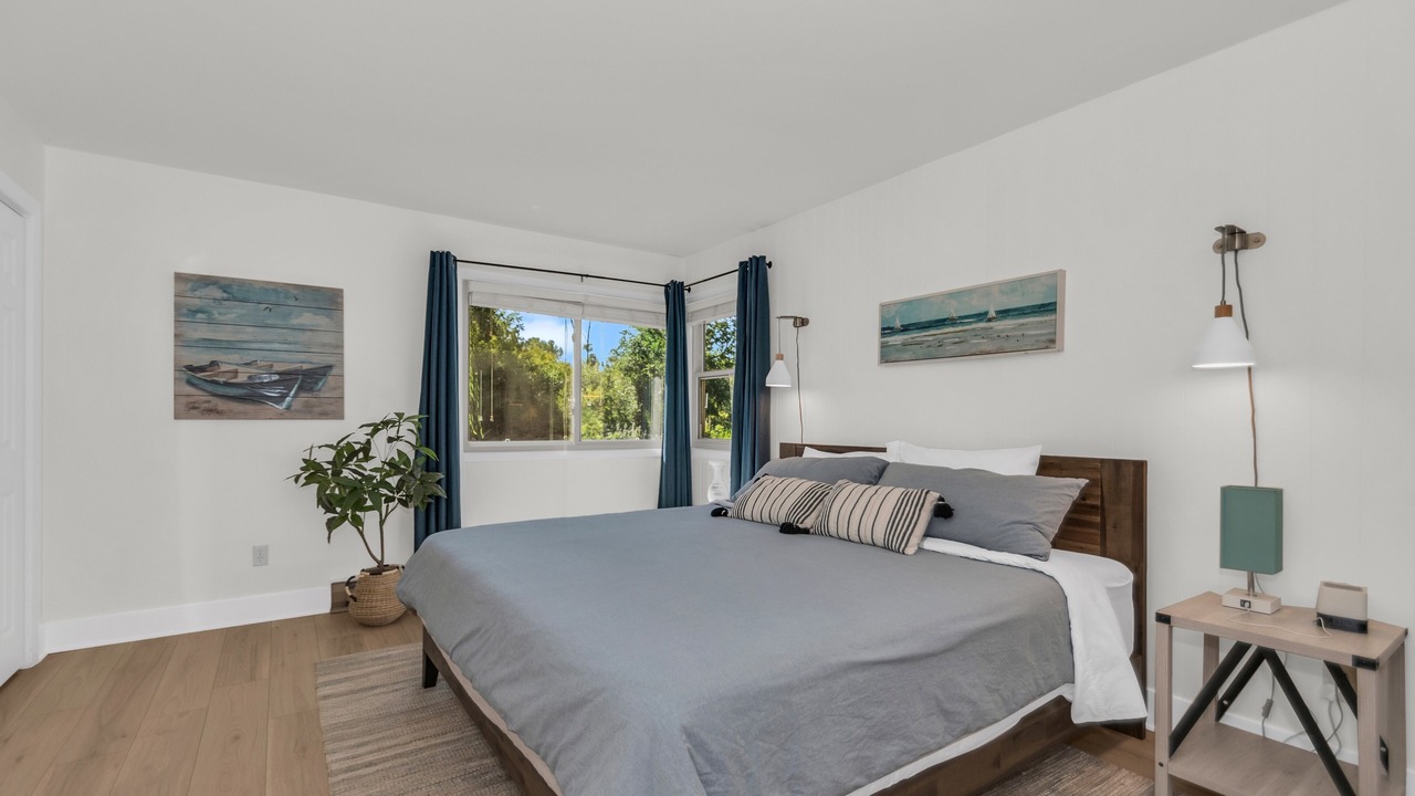 Photo of Bedroom in Russell
