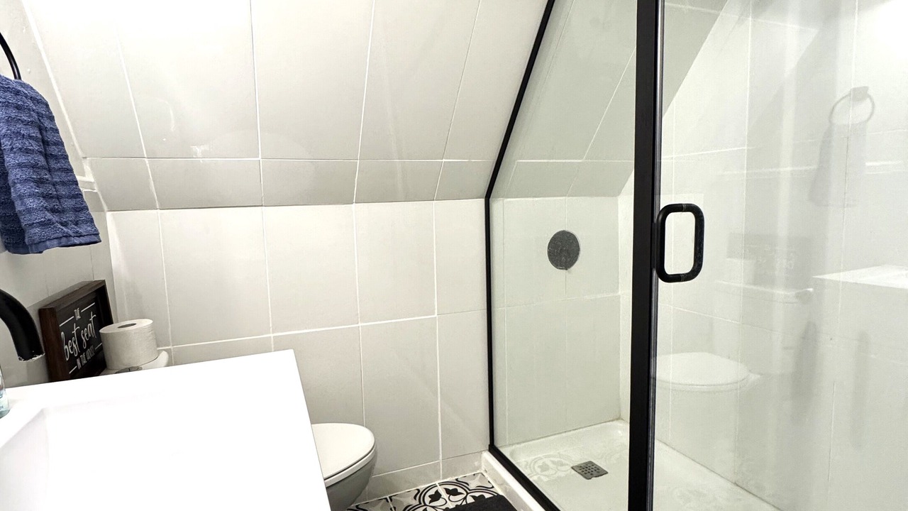 Photo of Bathroom in Pekin