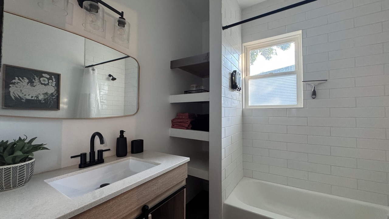 Photo of Bathroom in Pekin