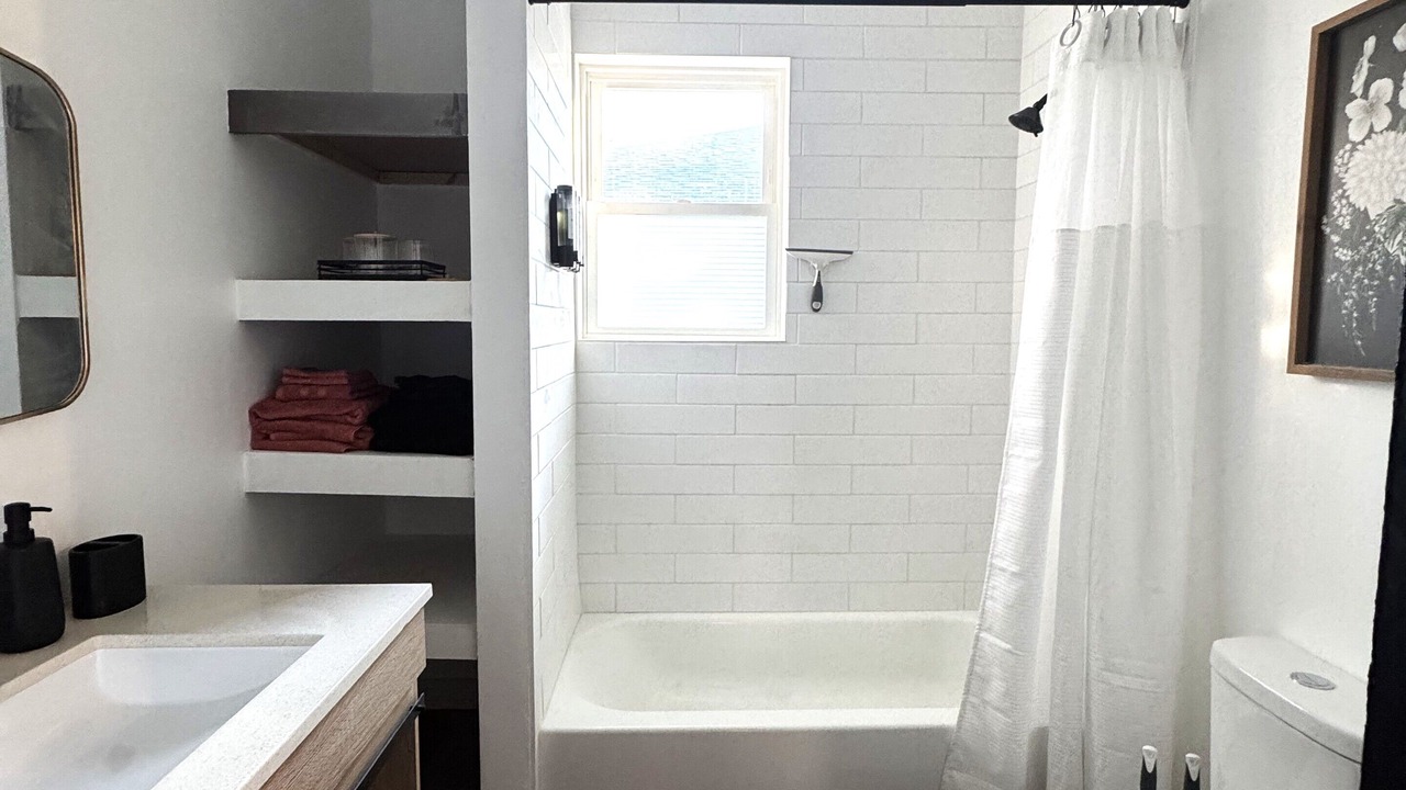 Photo of Bathroom in Pekin