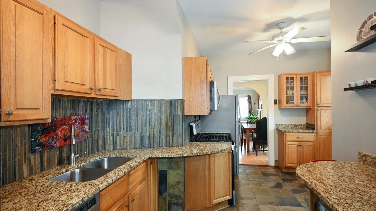 Photo of Kitchen in Lombard