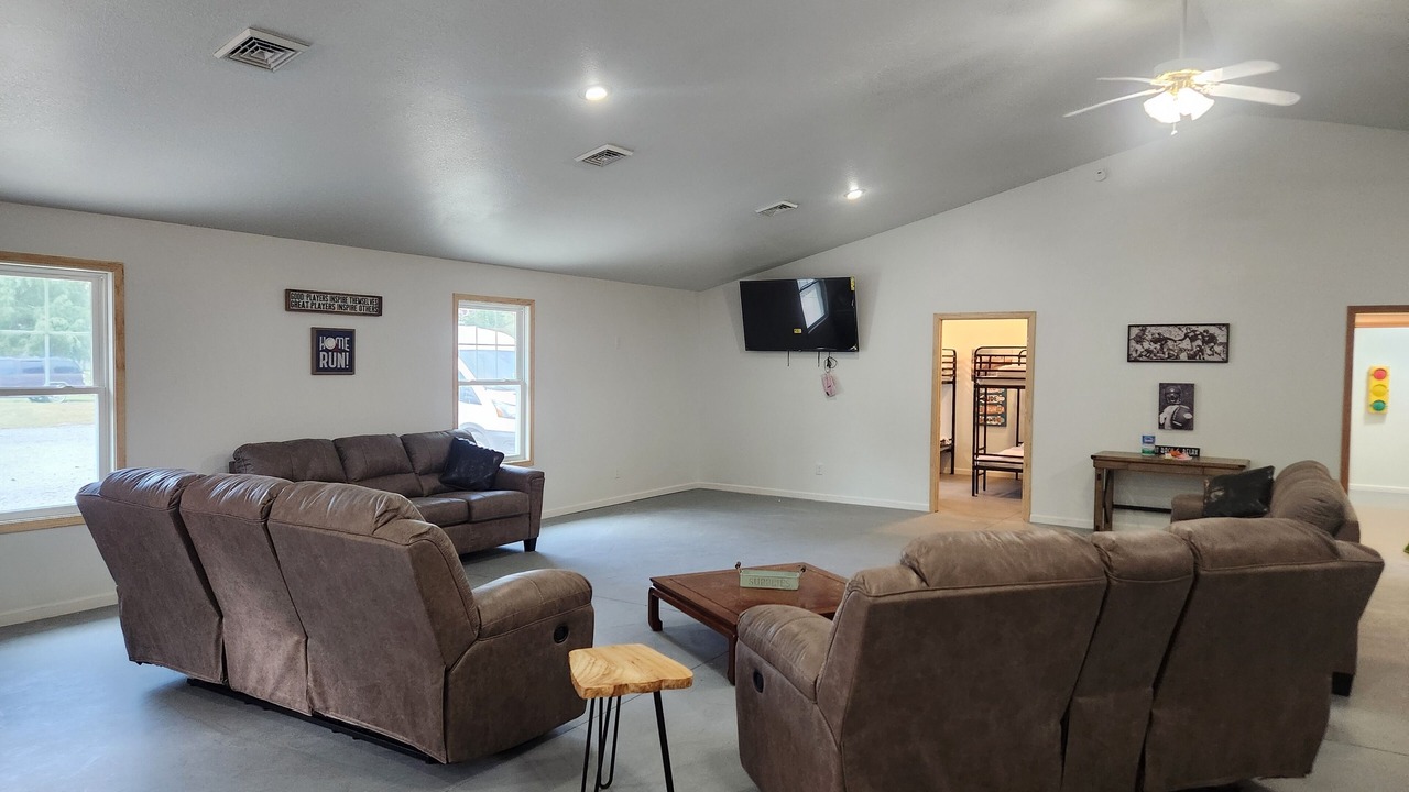 Photo of Livingroom in Mattoon