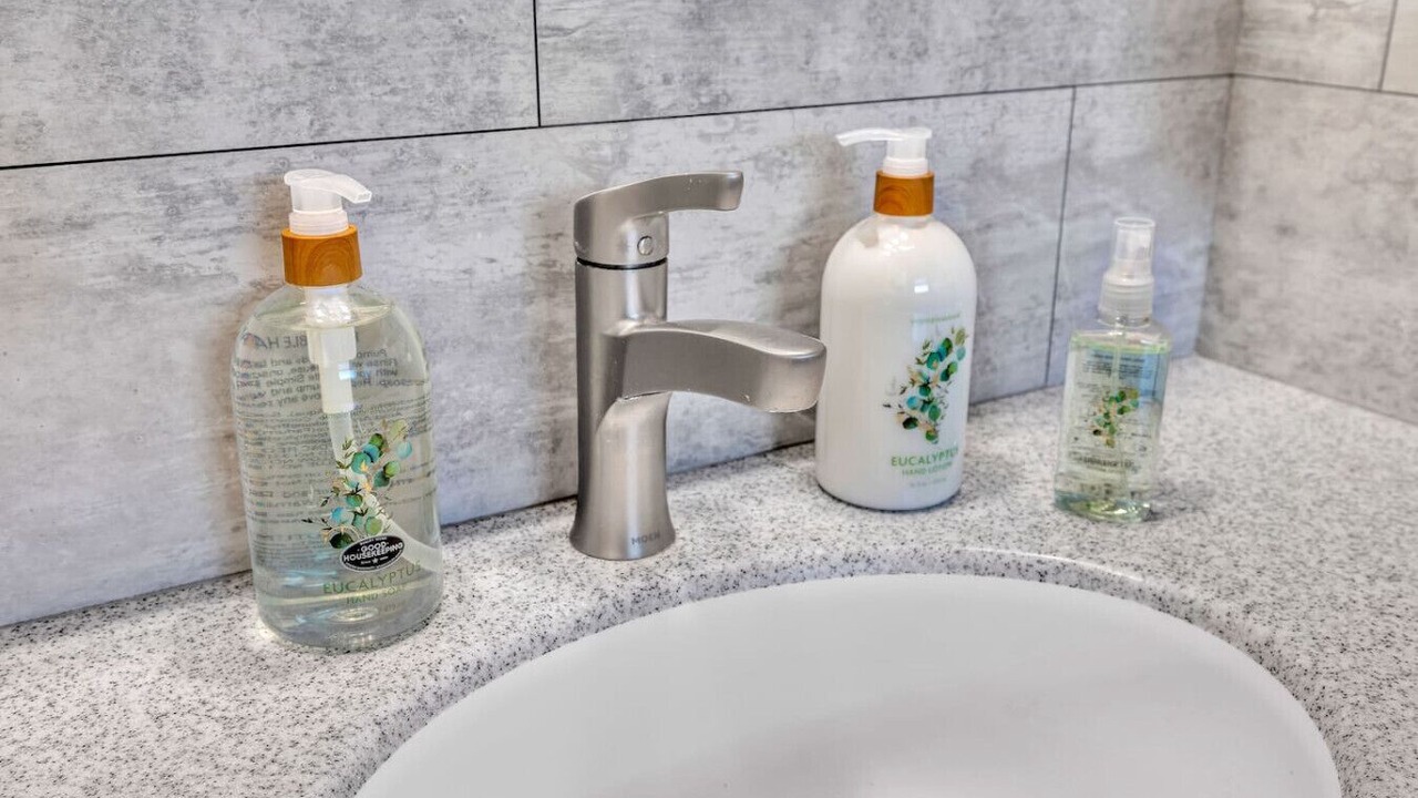 Photo of Bathroom in Elmhurst