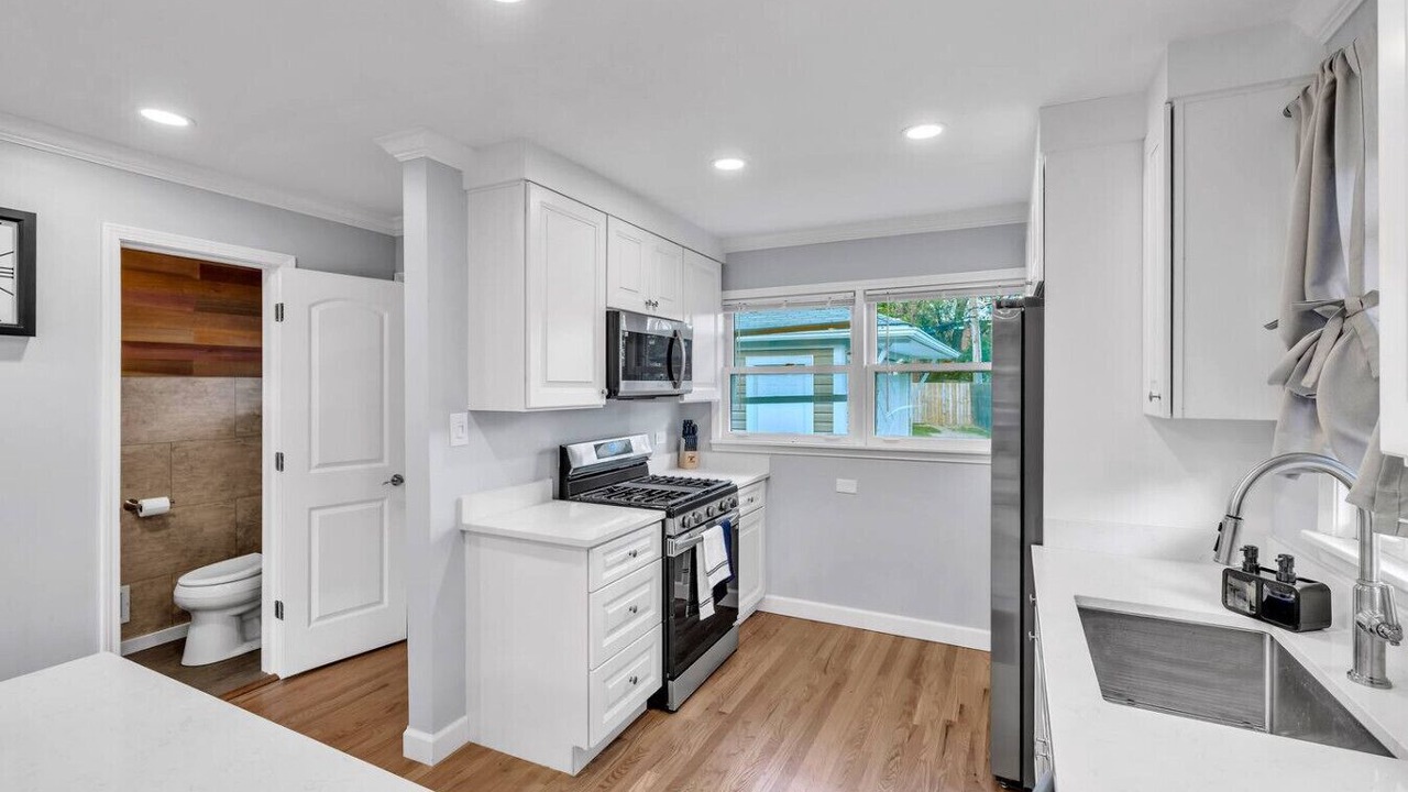 Photo of Kitchen in Elmhurst