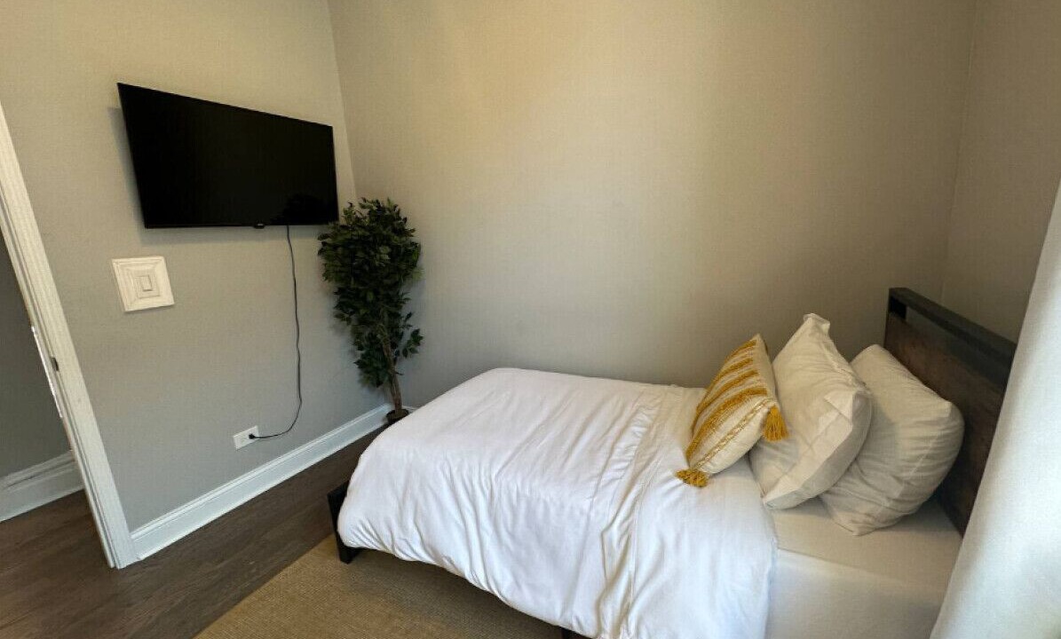 Photo of Bedroom in South Shore