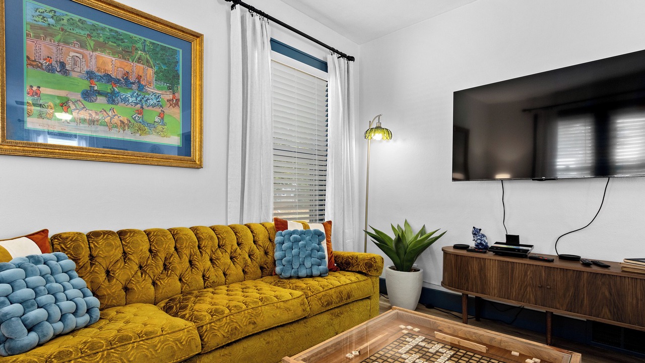 Photo of Livingroom in Bartonville