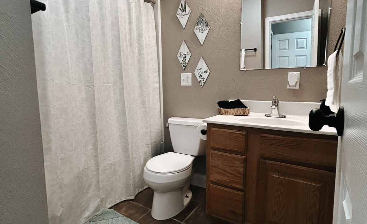 Photo of Bathroom in Murphysboro