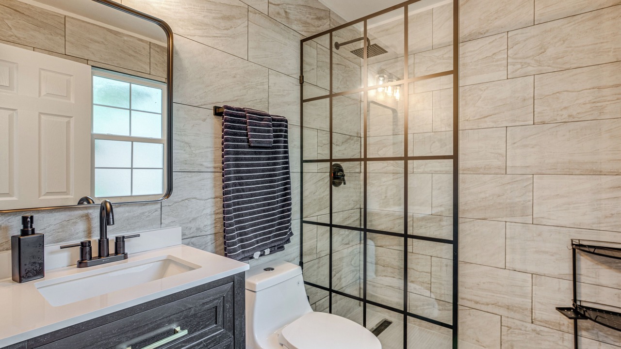 Photo of Bathroom in South Shore