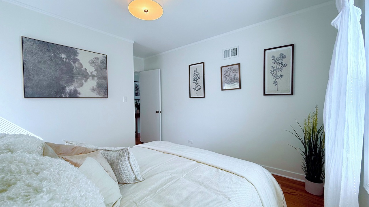 Photo of Bedroom in Arlington Heights