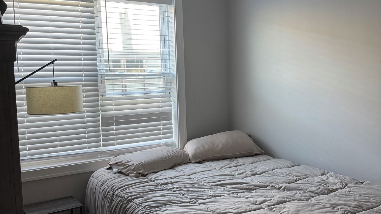 Photo of Bedroom in Kenwood