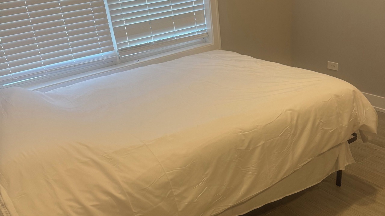 Photo of Bedroom in Kenwood