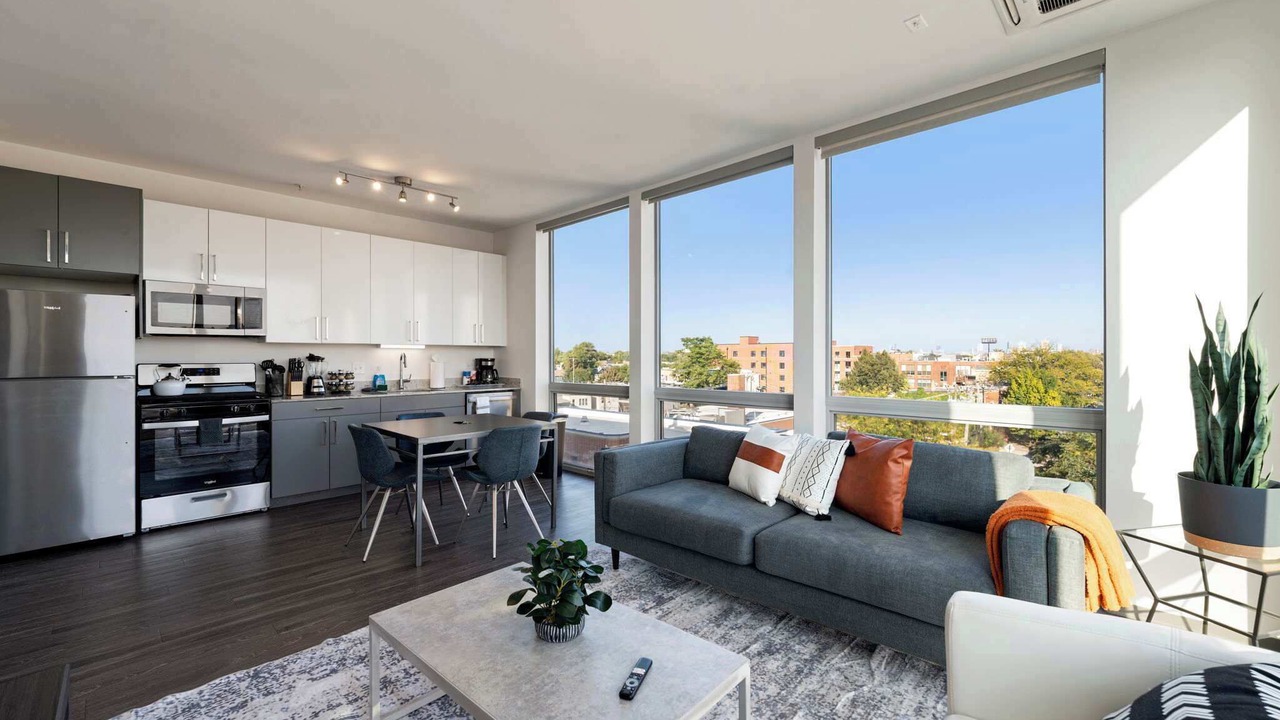 Photo of Livingroom in Palmer Square