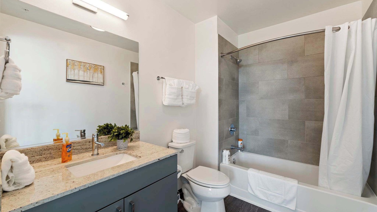 Photo of Bathroom in Palmer Square
