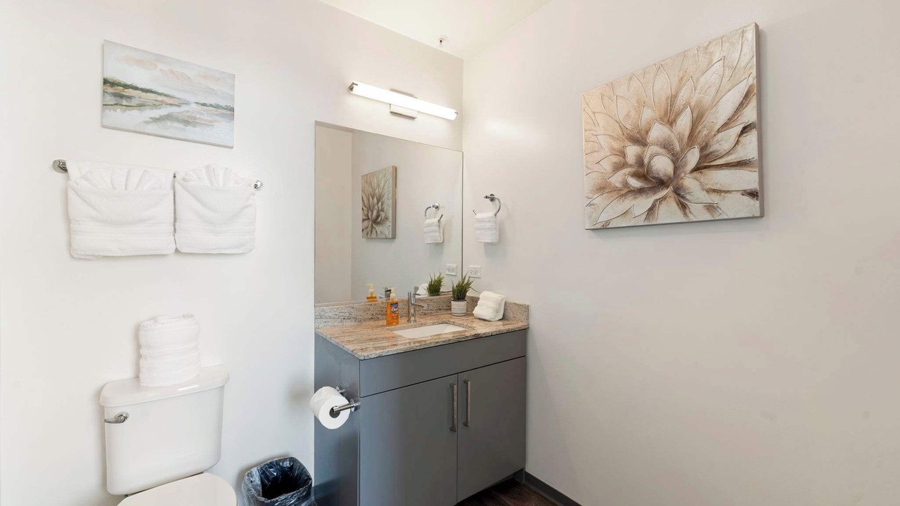 Photo of Bathroom in Palmer Square