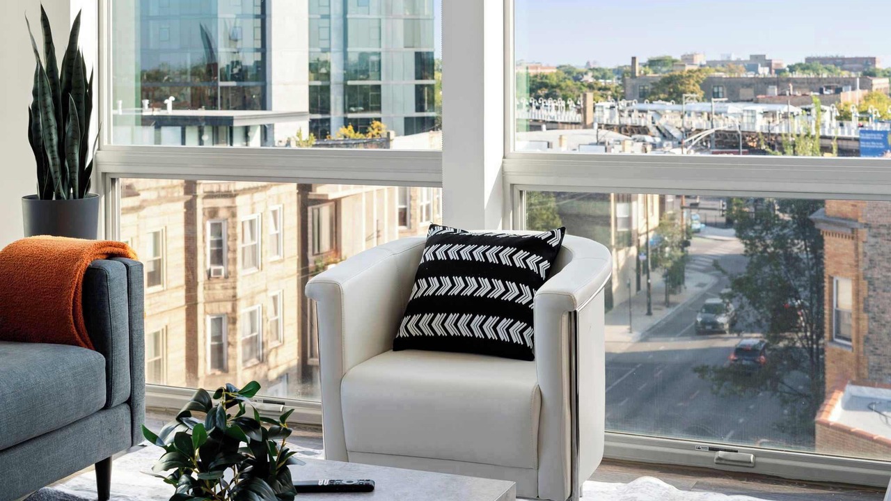Photo of Livingroom in Palmer Square