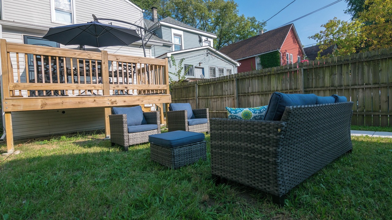 Photo of Patio Balcony in West Pullman