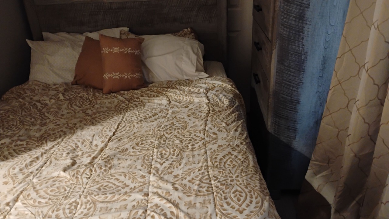 Photo of Bedroom in West Pullman