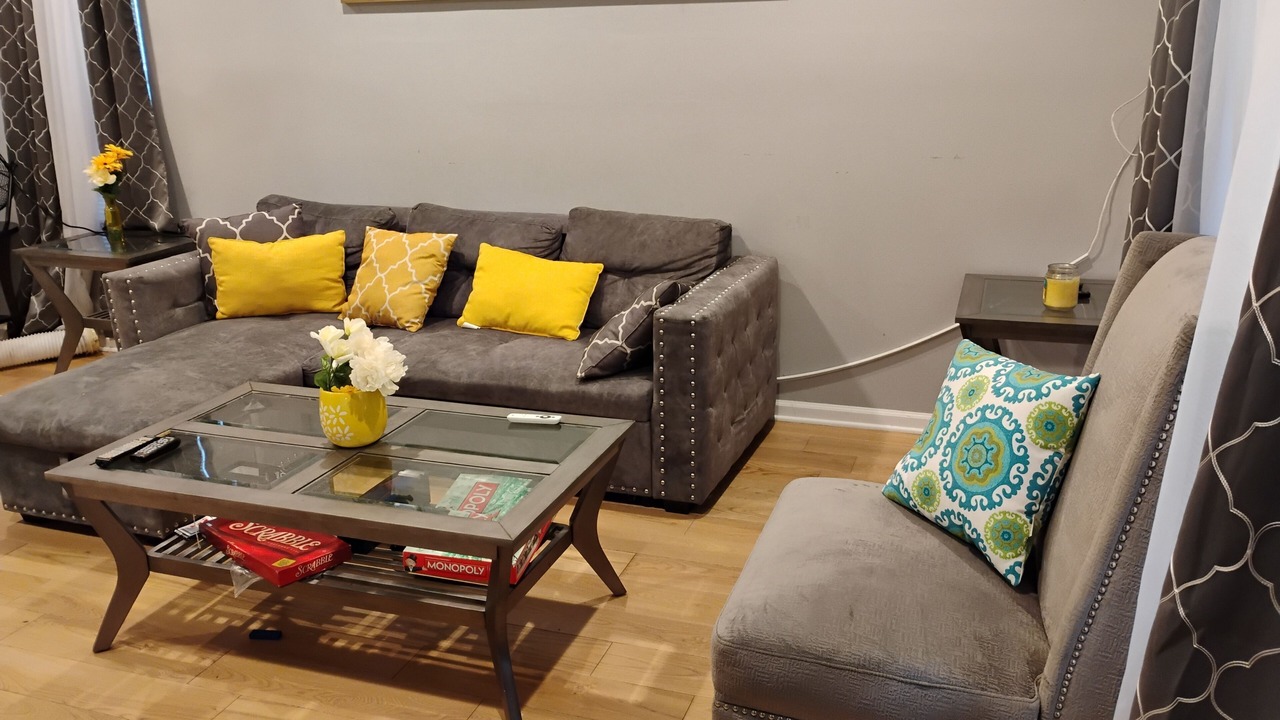 Photo of Livingroom in West Pullman
