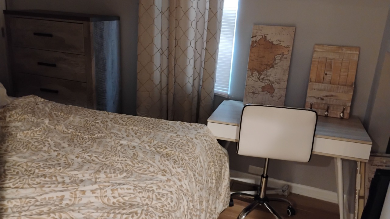 Photo of Bedroom in West Pullman