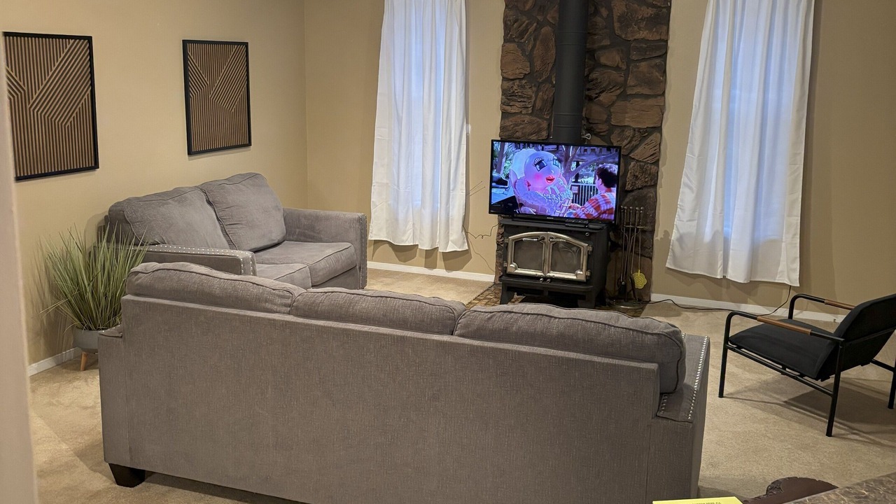 Photo of Livingroom in Collinsville