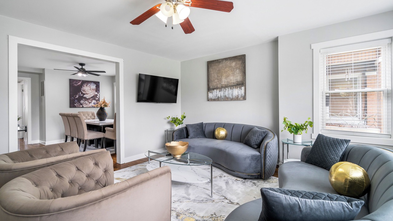 Photo of Livingroom in North Mayfair