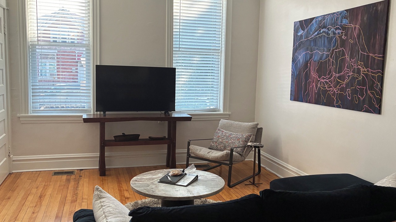Photo of Livingroom in Brighton Park