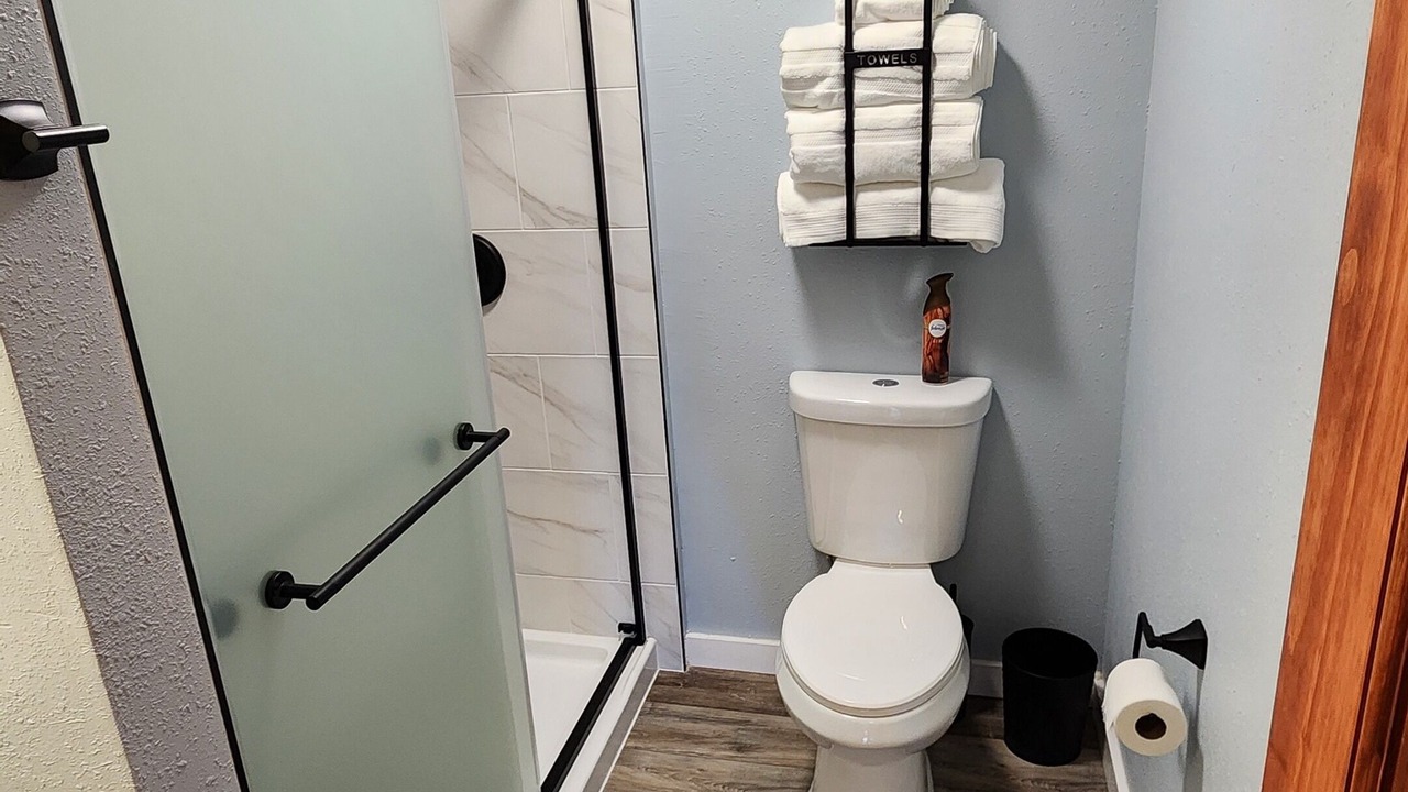 Photo of Bathroom in Carlyle
