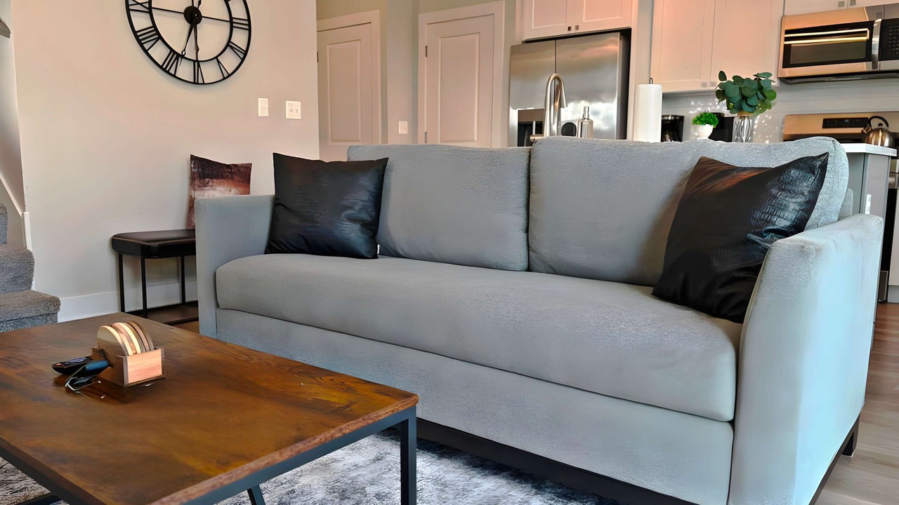 Photo of Livingroom in Warrenville