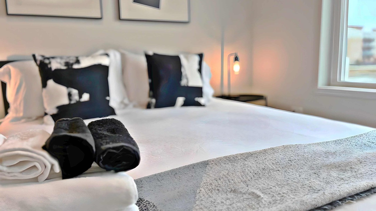 Photo of Bedroom in Warrenville