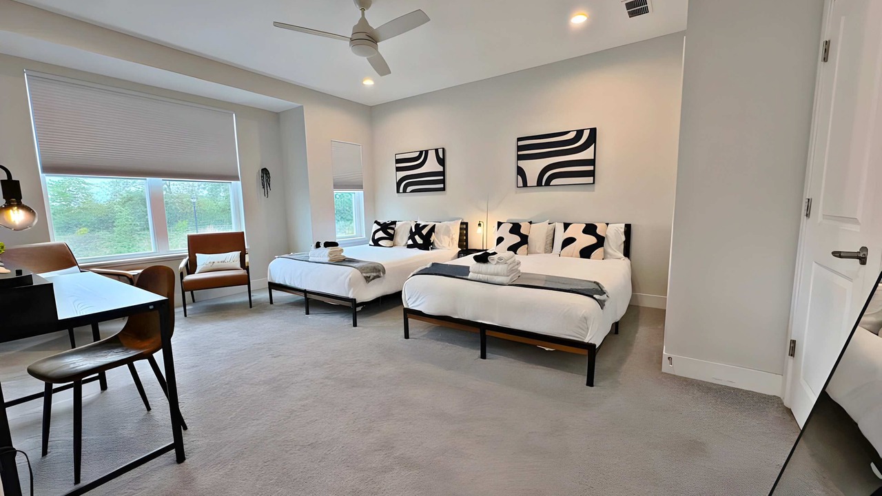 Photo of Bedroom in Warrenville