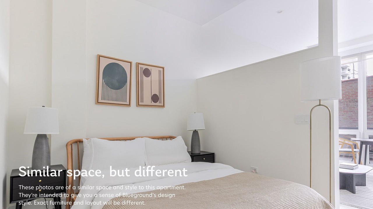 Photo of Bedroom in Greektown