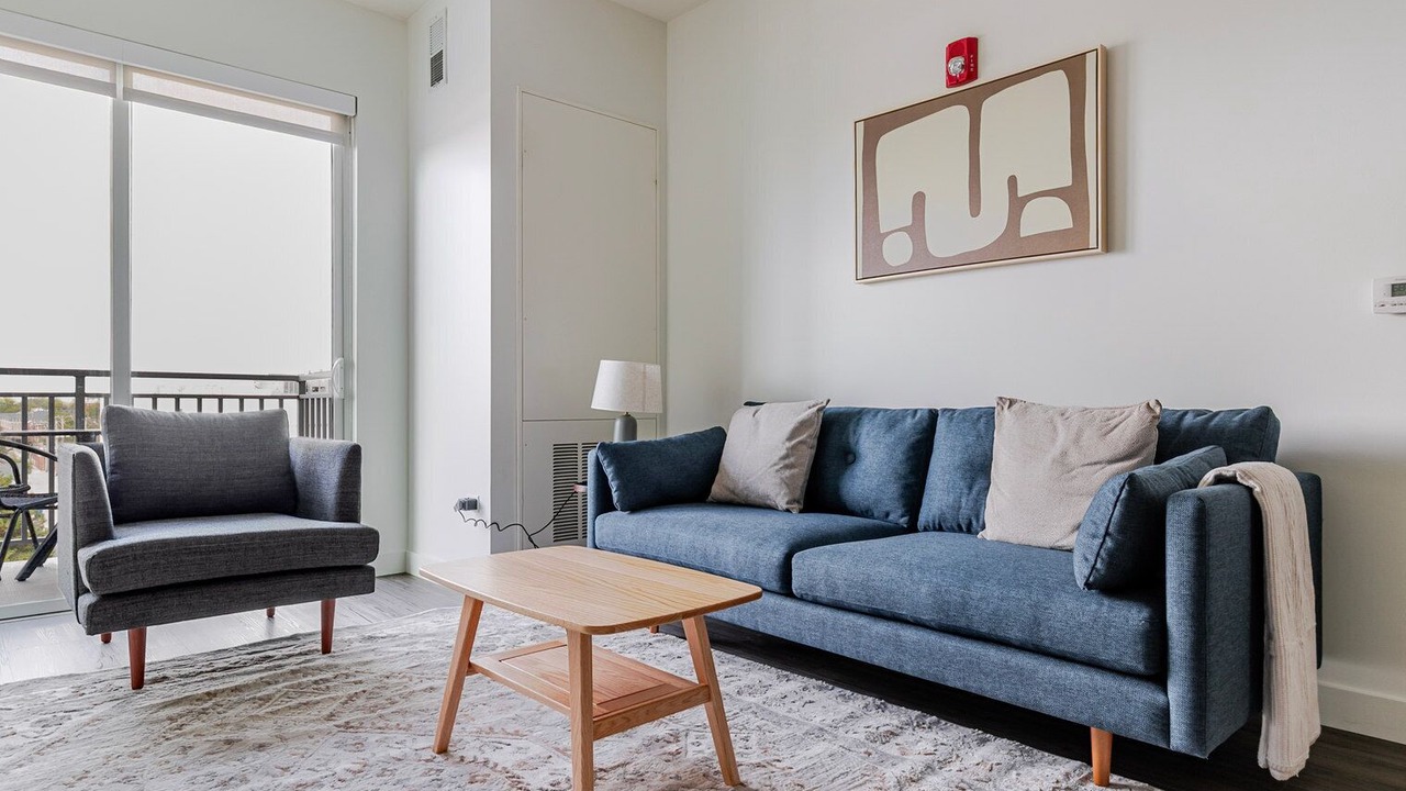 Photo of Livingroom in Elmhurst