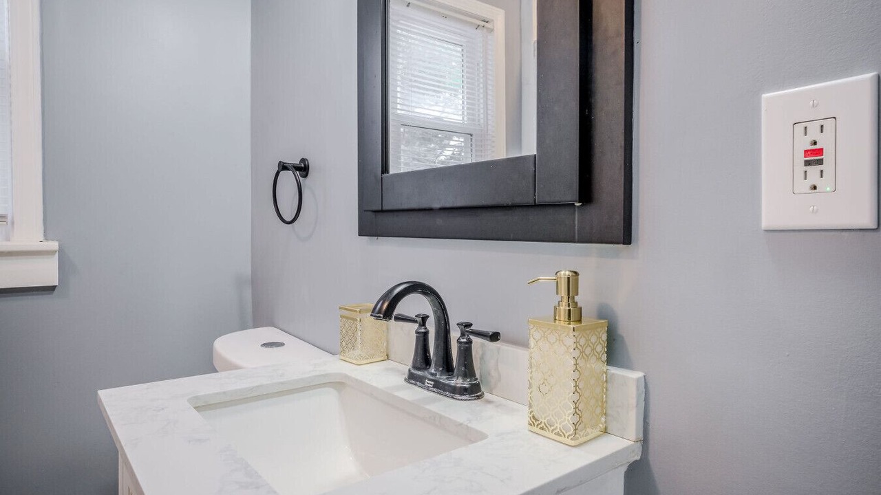 Photo of Bathroom in Fox Lake