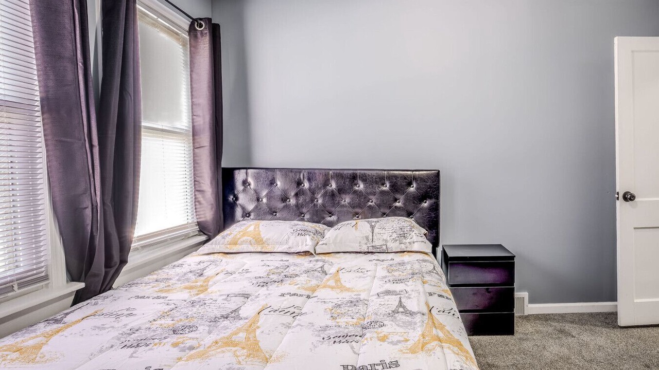 Photo of Bedroom in Fox Lake