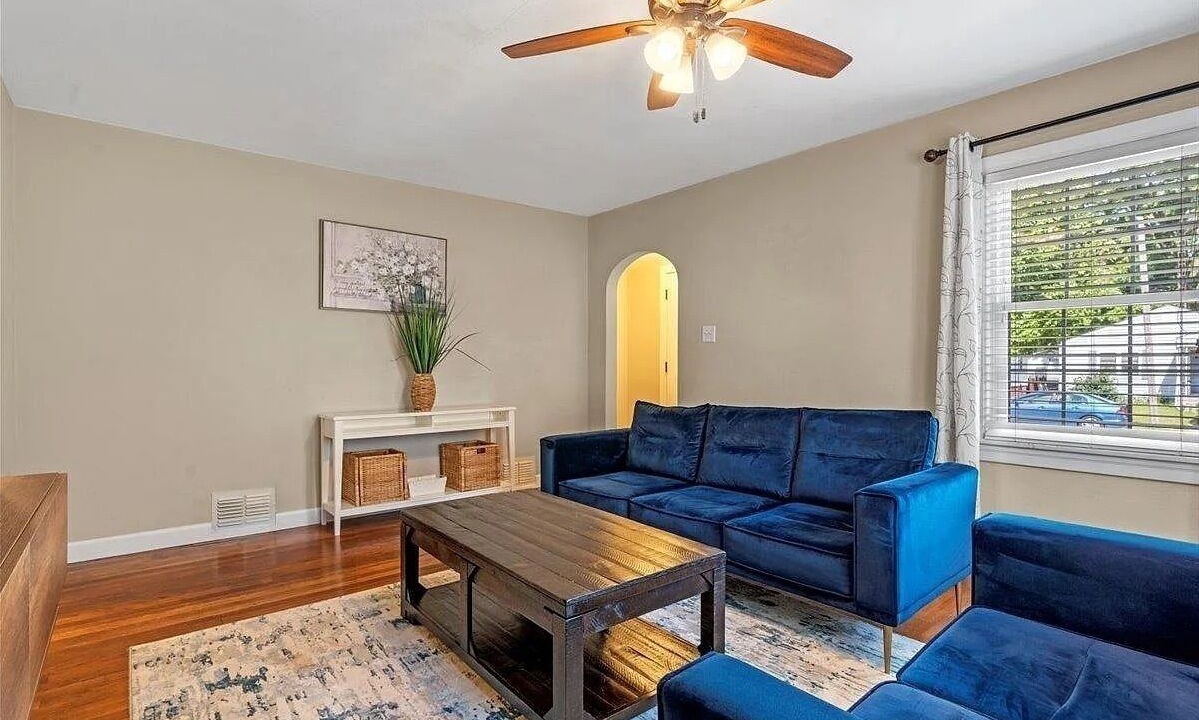 Photo of Livingroom in Springfield