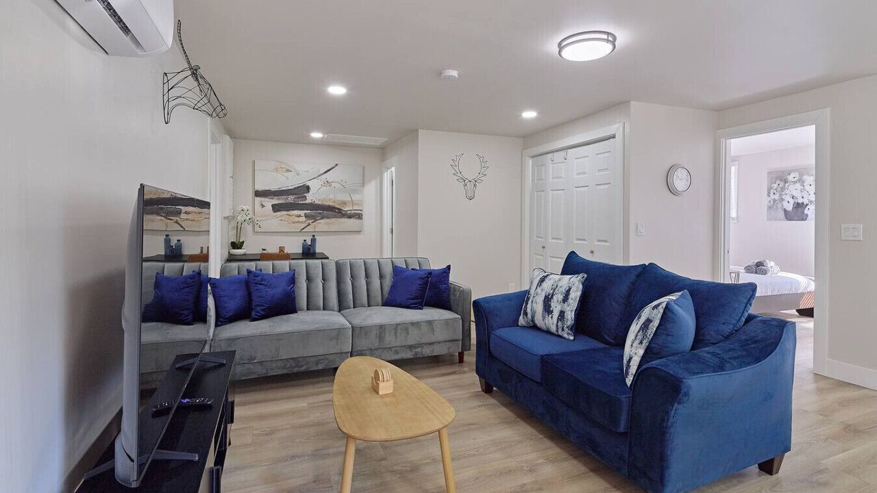 Photo of Livingroom in Dunlap