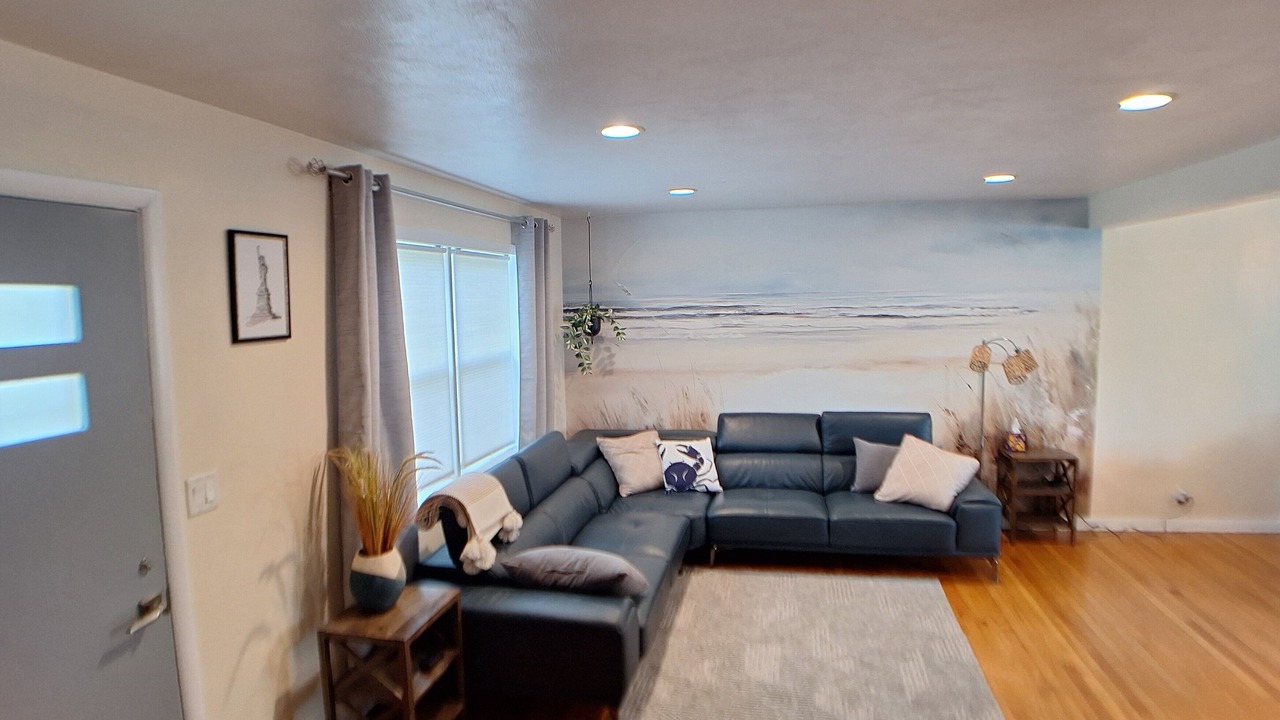 Photo of Livingroom in Gurnee