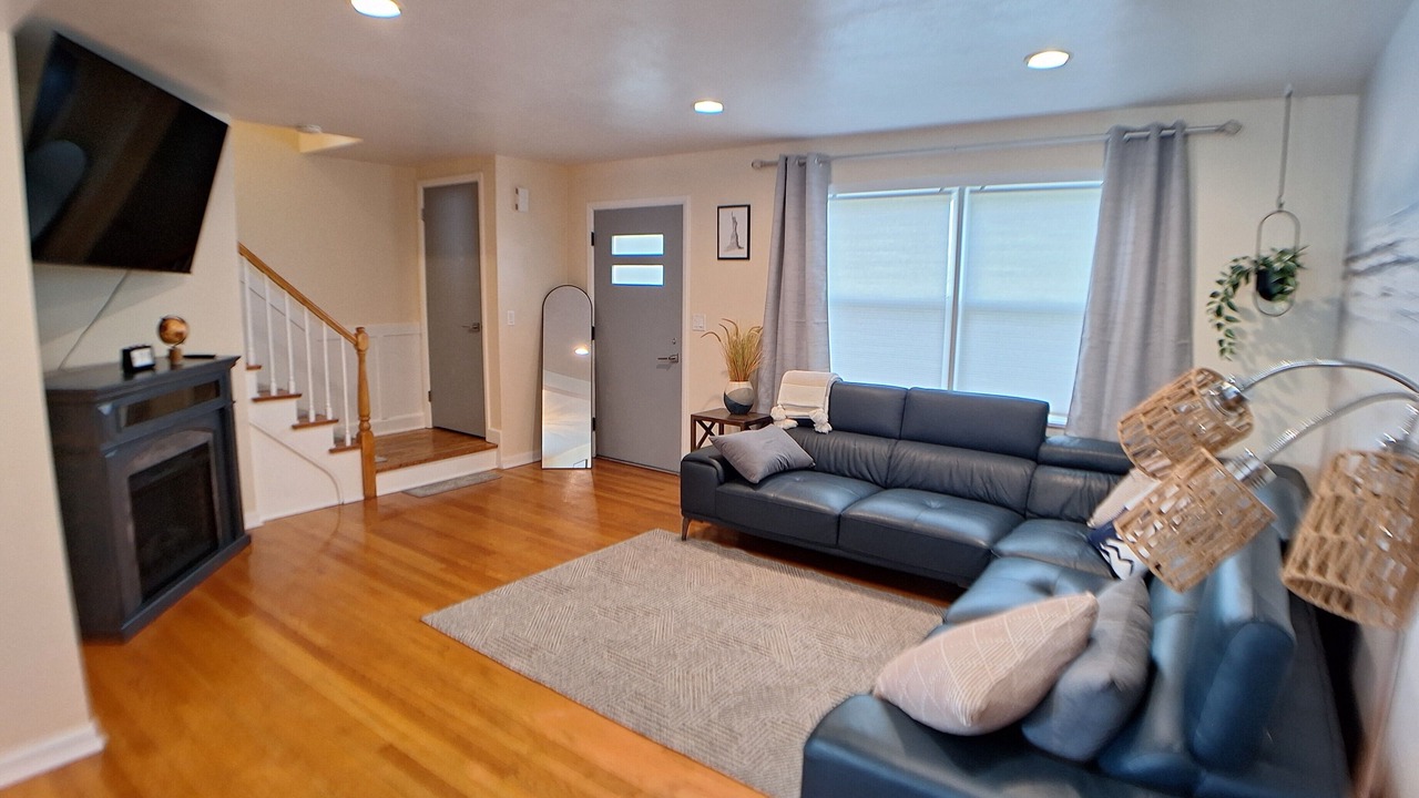 Photo of Livingroom in Gurnee