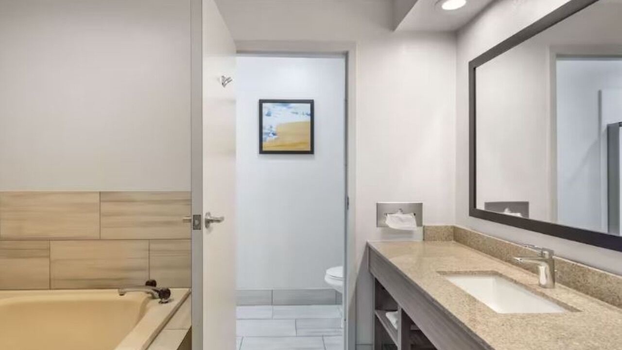 Photo of Bathroom in Mundelein