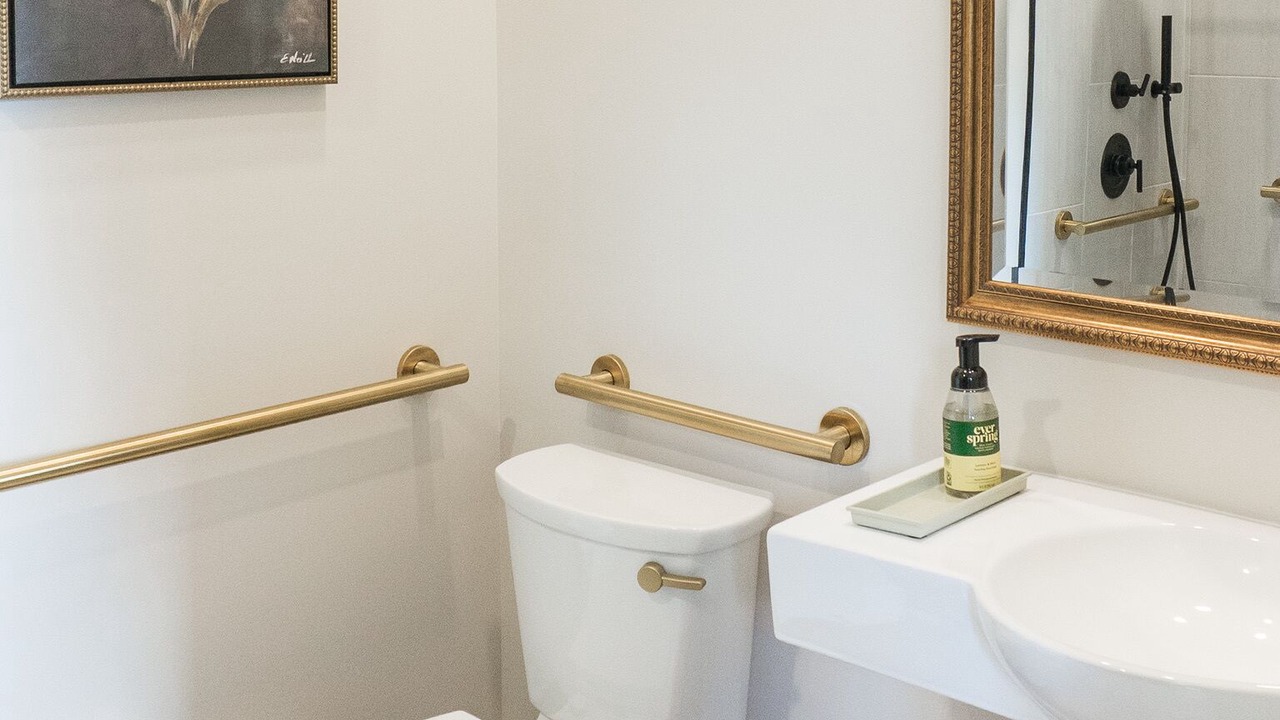 Photo of Bathroom in Sangamon County